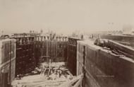The construction of Bridgewater Lock on the Manchester Ship Canal in northwest England, circa 1890. (Photo by Hulton Archive/Getty Images)